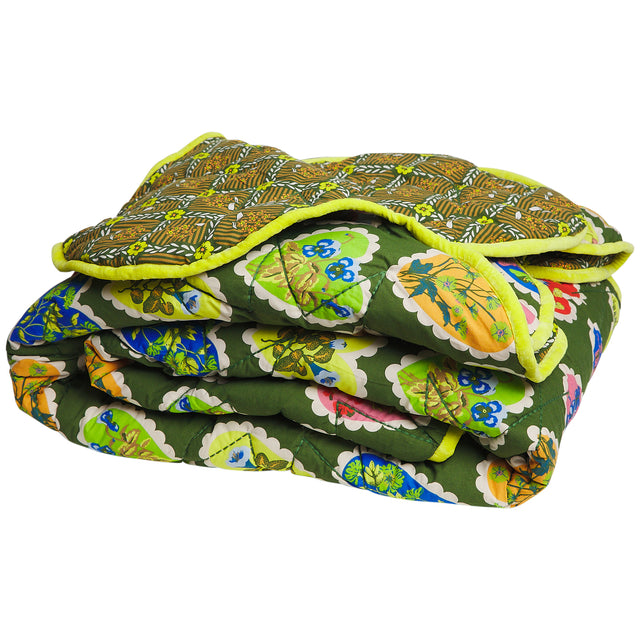 Loretta Scalloped Coverlet